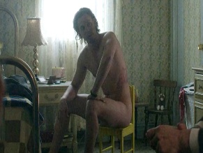 CAUGHT STEALING NUDE SCENES 4